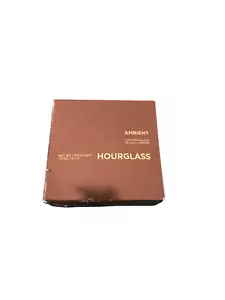 Hourglass Ambient Lighting Blush - Diffused Heat - 4.2g - New in Box - Picture 1 of 7