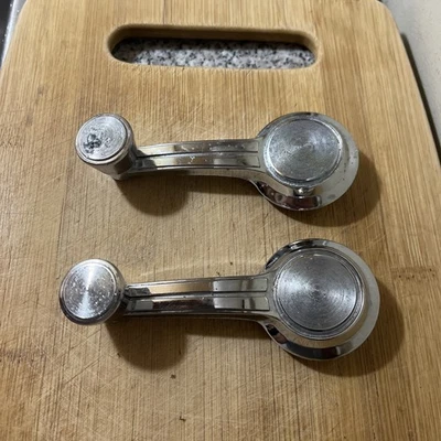 Chevrolet Chevelle SS 1966 par de bielas de ventana originales OEM Foto 1 de 4