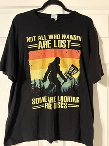 Camiseta de golf Bigfoot Disc, no perdida buscando discos negra talla XL USADA EN EXCELENTE ESTADO - Imagen 1 de 4
