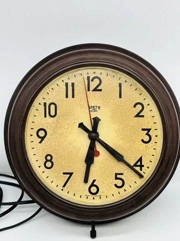 Early Smiths Bakelite Sectric day wall clock - (Fully Serviced) Cover