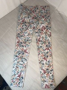 Women’s Ribbed Leggings Floral Print Size Large Capri Butt Lifting - Picture 1 of 8