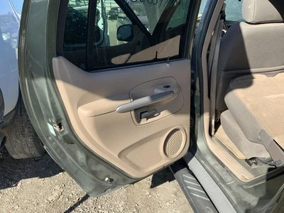 OEMEXPLORER  2001 Door Trim Panel Rear 1383686 Foto 1 de 4