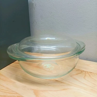 Vintage Pyrex Clear Glass Casserole Dish With Lid 1.5L 023 - Image 1 of 4