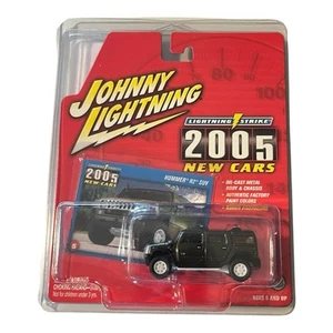 Rare Johnny Lightning 2005 New Cars GM Hummer H2 SUV White Lightning Chase Green - Picture 1 of 2