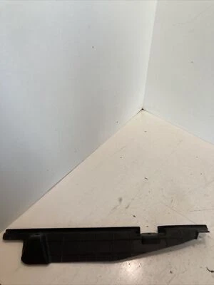 Kia Carnival Radiator Air Duct Right 29136-4D600 Genuine 2.9 Crdi 185Hp 06-2012 - Image 1 of 4