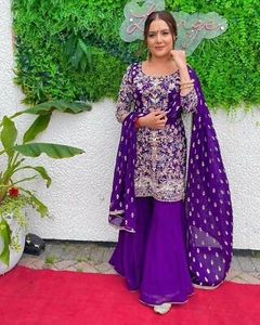 Abito Matrimonio Punjabi Cucito Sharara Palazzo Salwar Plazzo Kurti Shalwar Kameez - Foto 1 di 9