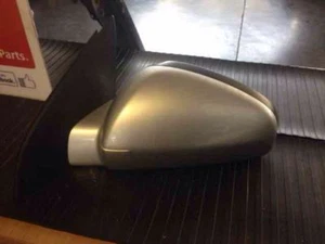 Holden Vectra ZC My05 Upgrade Cdx 5D Hatchback Door Mirror Electric LF 2006 - Picture 1 of 2