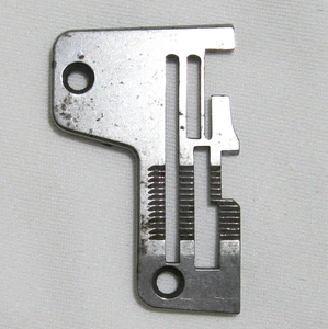 Placa de puntada de aguja de garganta RIMOLDI 203761-0-11 / 327 527 627 F27 Overlock Serger - Imagen 1 de 3