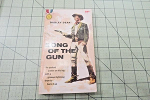 SONG OF THE GUN BY DUDLEY DEAN 1959 2ND GOLD MEDAL PULP ERA WESTERN - Picture 1 of 3