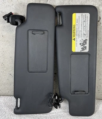 Juego de pares de parasoles negros para conductor y pasajero Volkswagen Eos 2007-2016 Foto 1 de 4