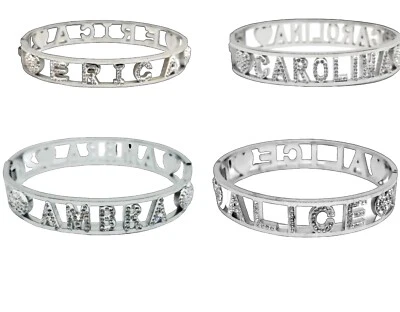 Bracciale da donna rigido con nome in acciaio inox con zirconi. Tutti Nomi Disp. - Immagine 1 di 4
