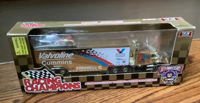 Racing Champions Gold Series 1998 NASCAR #6 Mark Martin 1:64 Transporter w/Car - Image 1 of 4