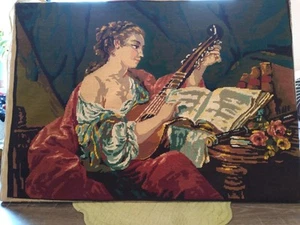 VINTAGE "LA MUSIQUE" PETIT POINT NADELSPITZE FRAU SPIELT LAUTE 27"X20" - Bild 1 von 6