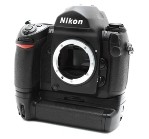 【NEAR MINT w/ MB-40】 Nikon F6 35mm SLR Film Camera Body From JAPAN - Picture 1 of 10
