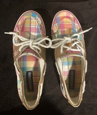 Sapatos xadrez femininos Us Polo Association tamanho 7. - Imagem 1 de 4