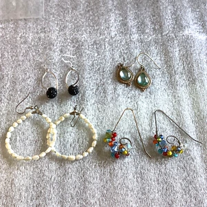 Vintage Lot of 4 Pairs Statement Earrings - Picture 1 of 5