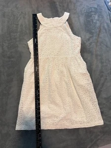 Vineyard Vines Girls' White Embroidered Eyelet Dress Pockets - Size 10 - Picture 1 of 4