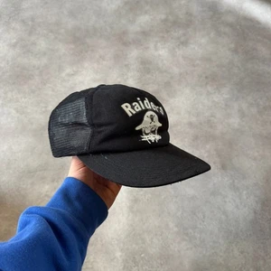Raiders Trucker Hat Mens Vintage Mesh Snapback Cap, Black - Picture 1 of 8