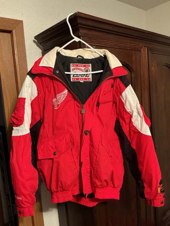 Detroit Red Wings Nutmeg Hockey Jacket Size XL Vintage 90s NHL Hockey Jacket - Image 1 of 4