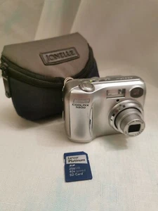 Nikon Coolpix E3200 Digital Camera E3200 3.2 MP 3.0x Optical Zoom Nikkor Silver - Picture 1 of 6