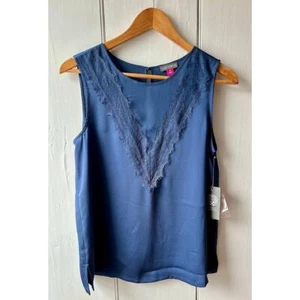 Top smanicato blu Vince Camuto taglia XS/S blusa con dettagli in pizzo nuovo - Foto 1 di 11
