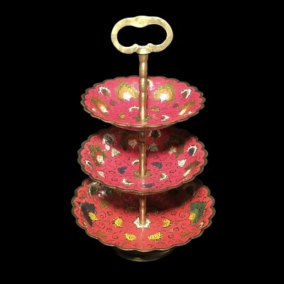 De colección Mediados de Siglo Esmalte Grabado Latón Boho 3 Niveles Caramelo Joyería Soporte India  Foto 1 de 4