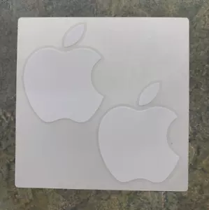 Apple Pegatina Genuina Nuevo Logo 2 Pegatinas Total OEM Auténtico Blanco Mac Book - Imagen 1 de 4