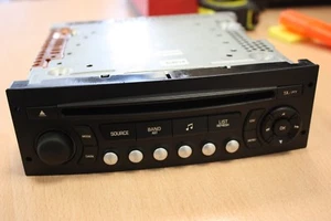 PEUGEOT Radio / CD Player Peugeot 207 307 / Citroen DS3 C3 - Siemens VDO - Picture 1 of 4