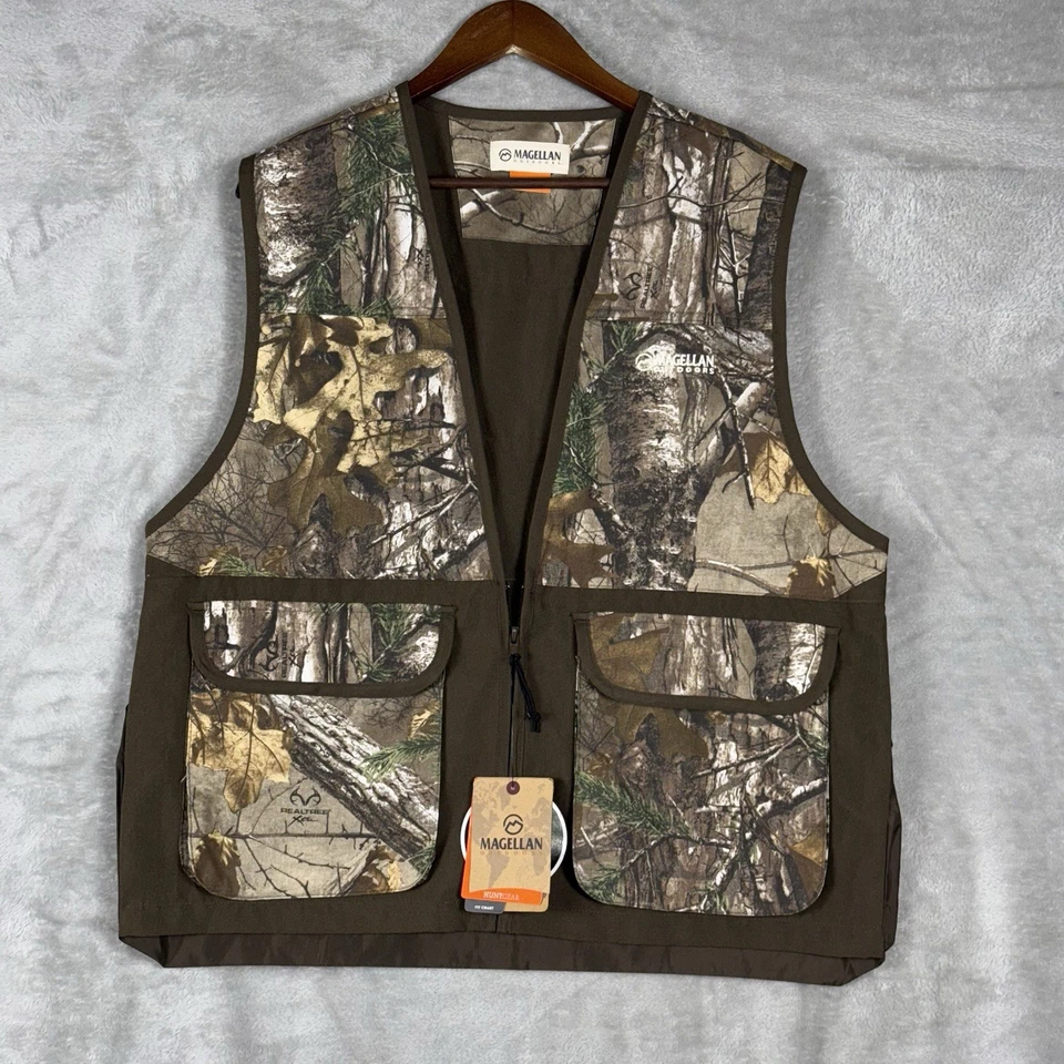 Magellan Hunting Camouflage Vest Medium Built In Game Bag Open Both Sides - Image 1 of 4
