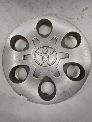 2000-2004 Toyota Sequoia Tacoma Tundra OEM 69395 Center Cap 42603-0C030 - Image 1 of 4