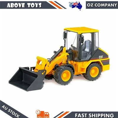 Bruder 1:16 Scale Caterpillar Compact Wheel Loader Yellow Toy Model - Image 1 of 2