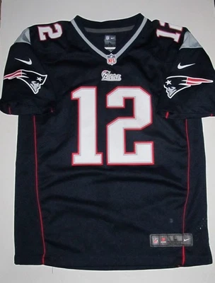 Nike New England Patriots Tom Brady 12 NFL Football Jersey Youth kids Sz L 14-16 - Image 1 of 4