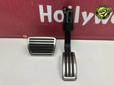 2019-2024 AUDI A5 A8 S5 S6 Q7 Q8  PORSCHE CAYENNE ACCELERATION GAS PEDAL OEM 9k - Image 1 of 4