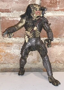 McFarlane Toys Jungle Hunter Predator Action Figure - Incomplete - Picture 1 of 2