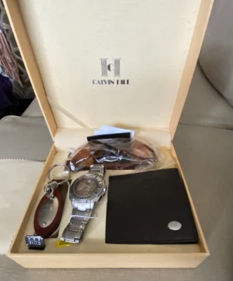 Juego de regalo Calvin Hill. Reloj, Gafas Llavero y Pluma Nuevo Foto 1 de 4