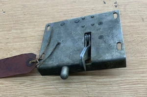 STANDARD 601569 VANGUARD PHASE II TRUNK LID LOCK - Picture 1 of 4