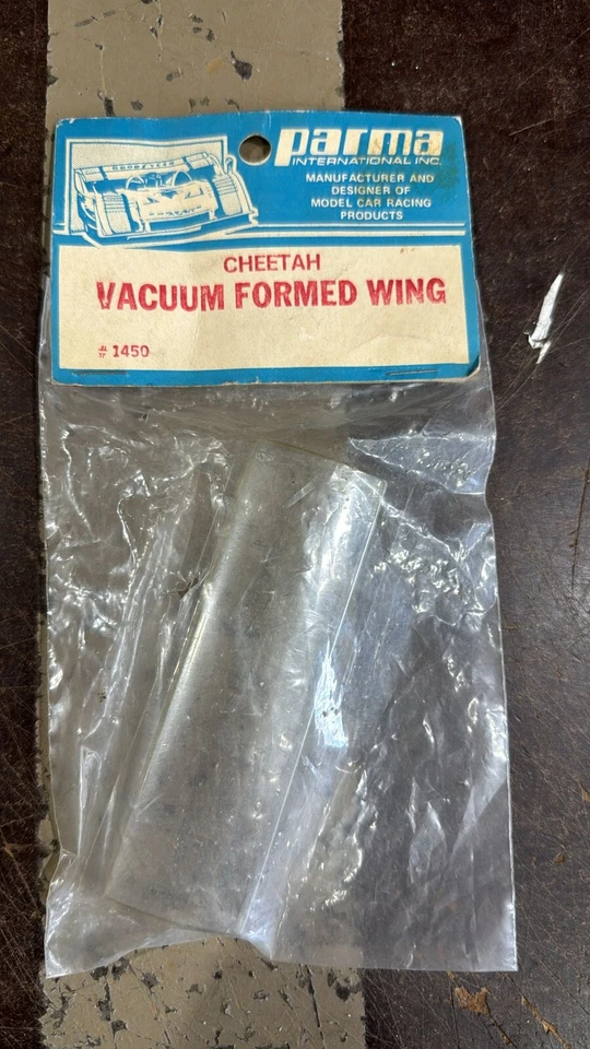Parma Cheetah Vacuum Formed Clear Wing # 1450 - Image 1 of 1