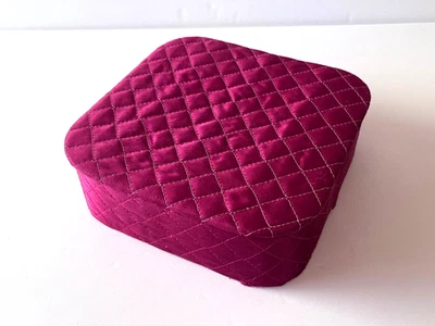 Vintage Quilted Box Stor-Aid NYC 40s 50s MCM Good Condition Pink Satin Mauve - Image 1 of 4
