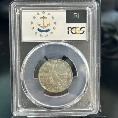 2001-S 25c  PCGS PR70DCAM RHODE ISLAND QUARTER PROOF DEEP CAMEO PR 70 DC - Image 1 of 4