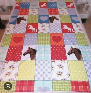 NOVITESSE Bettwäsche, Pferdemotiv 135 x 200, Neu - Bild 1 von 2