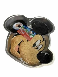 Wilton Mickey Mouse Cake Pan Disney Baking Clubhouse 2105-7070 with Instructions - Picture 1 of 3