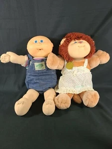Vintage Cabbage Patch Kids - Lot of 2 (1 Baldy Kid, 1 Koosa) - Picture 1 of 9