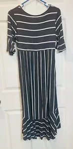 Comftable and cute Black and white striped dress with ruffles Sz M Read Discrip. - Picture 1 of 5