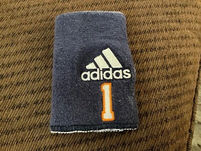 CARLOS CORREA #1 HOUSTON ASTROS GAME USED WRISTBAND CORREA CERTIFIED - Image 1 of 3