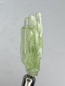 TREMOLITO CROMADO Cristal Crudo (3,3gr) Tremolita / Cristal Tremolita Cromo - Imagen 1 de 3