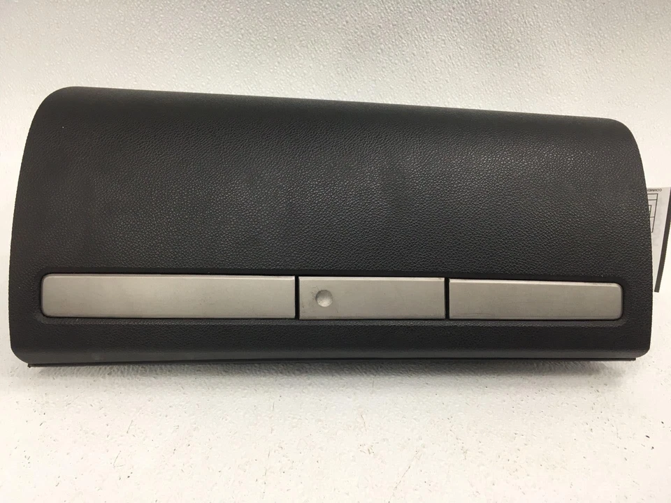 Guantera CHEVY SILVERADO 2500 07 08 09 10 11 12 13 14 Foto 1 de 3