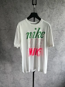 Nike T-Shirt Vintage Mens size M Standard Fit White 2000s Big Logo Y2K Crewneck - Picture 1 of 14