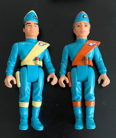 Vintage 2 Thunderbirds 3 3/4 Inch Figures 1990's Cover