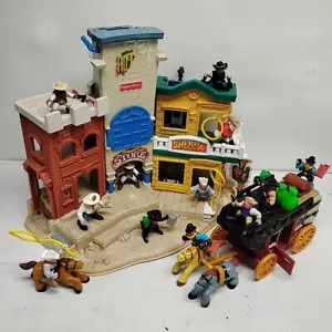 Vintage Fisher Price Great Adventures Wild West Cowboy Town mit Postkutsche & Figuren - Bild 1 von 23