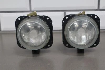 01-03 Mazda Miata NB Par de luces antiniebla montadas en parachoques izquierda y derecha Foto 1 de 4